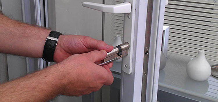 Commercial Door Lock Repair in Santa Fe Springs
